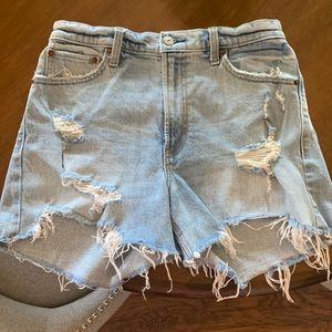 Abercrombie High Rise 4” Shorts